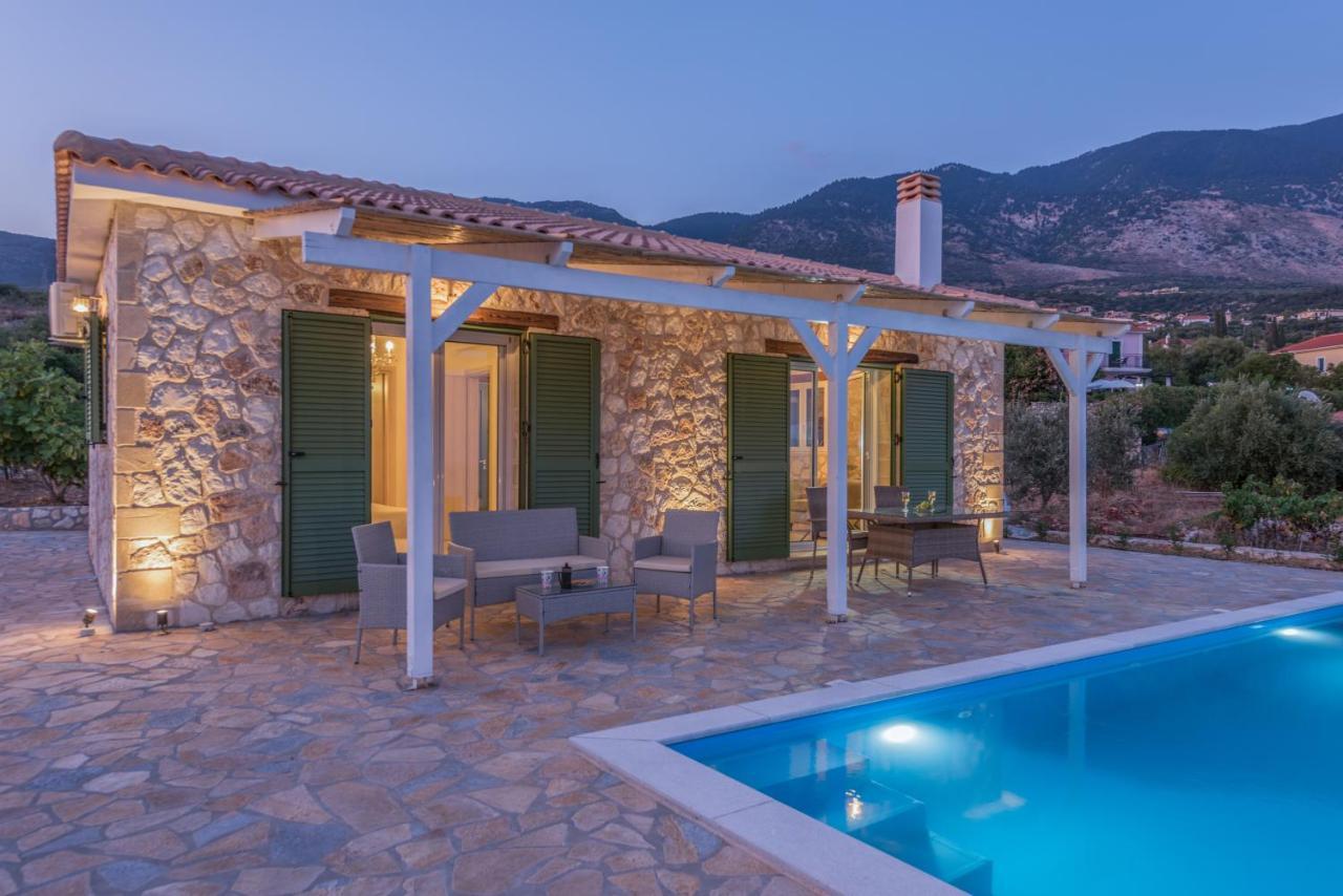 Grapevine Cottage Argostoli  Bagian luar foto